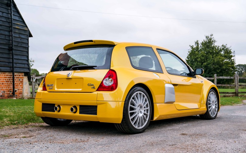 renault clio v6-1