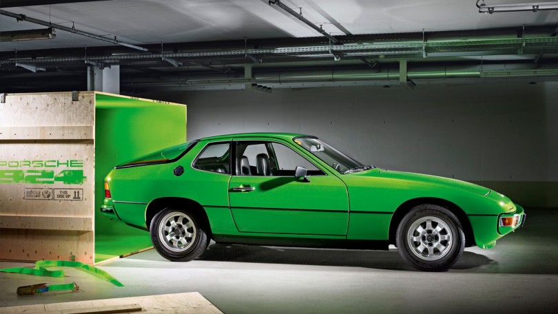 924