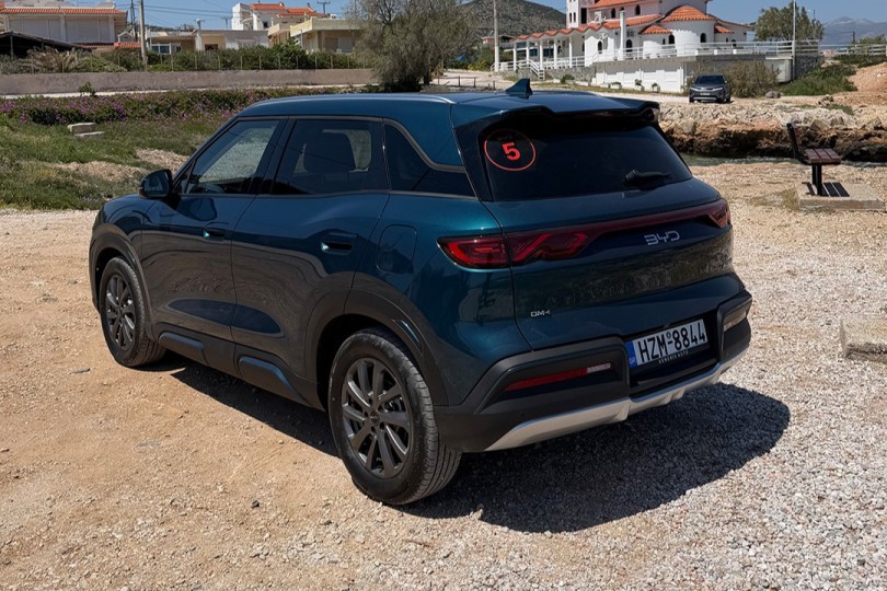 4-byd-atto-2-dm-i-parousiasi-ellada-paralia-thalassa