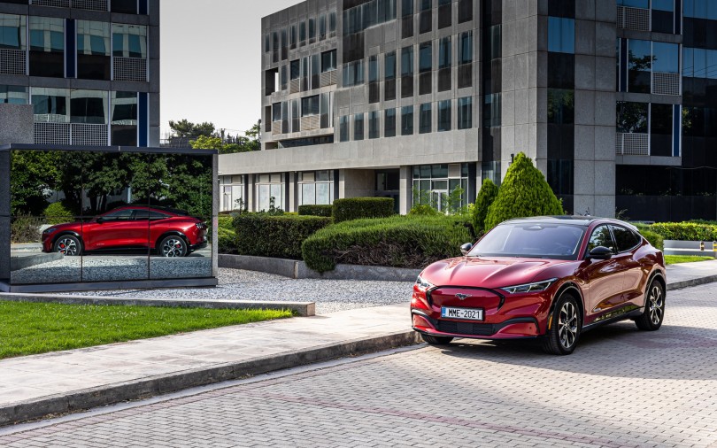 mustang mach e