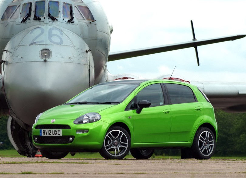Supermini-1.000cc-FIAT-PUNTO