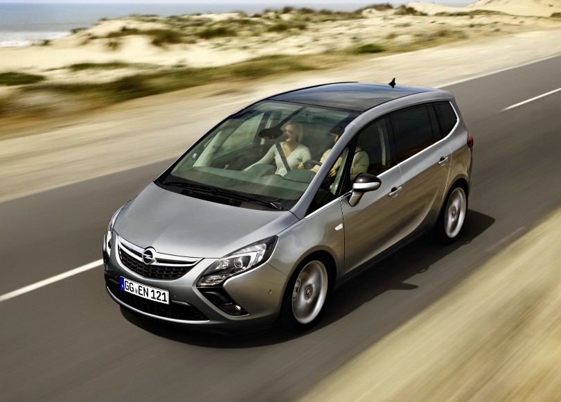 Nissan_Qashqai+2_MPV