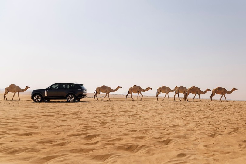 6-range-rover-electric-erimos-ammos