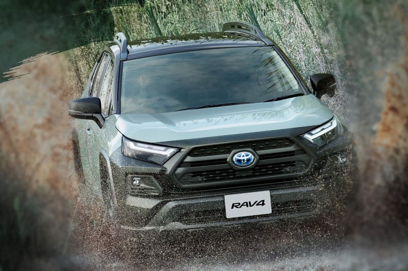2-Toyota-RAV4-Adventure-Offroad-package-II