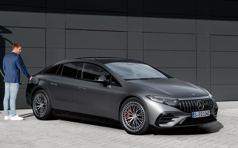 amg eqs4