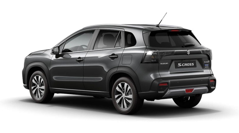 Suzuki S-Cross rear