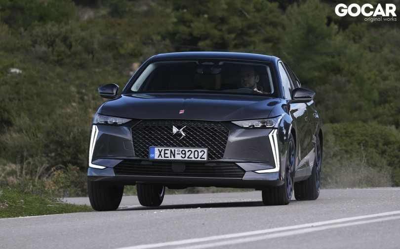 DS 4