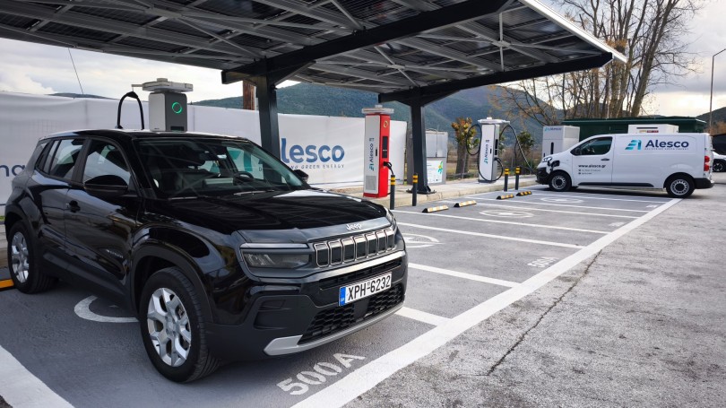 8-alesco-fortistis-paramythia-thesprotia-jeep-avenger-van