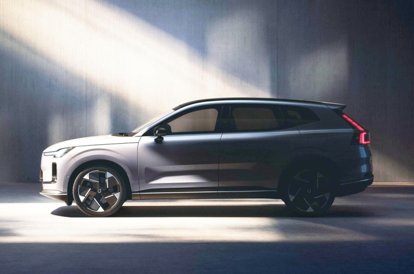 4-volvo-xc70-phev
