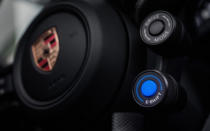 Porsche-Taycan-MY27-11