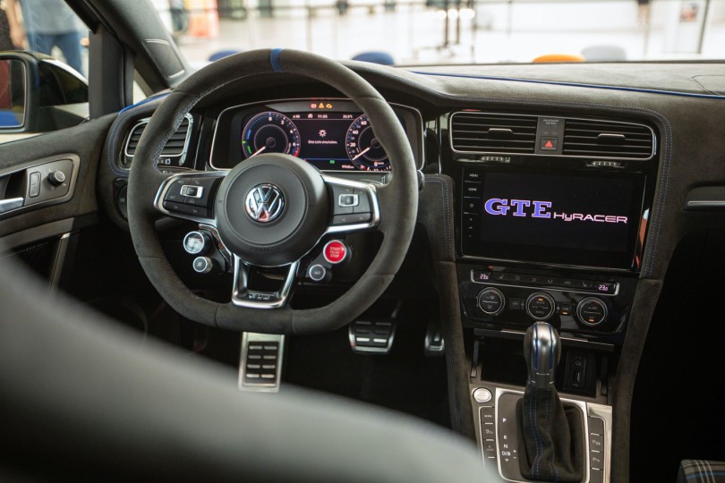 GTE-HYRACER-INTERIOR GTE-HYRACER-INTERIOR