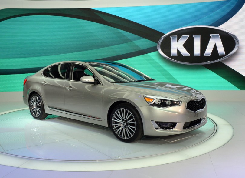Kia-Cadenza-NAIAS-2013