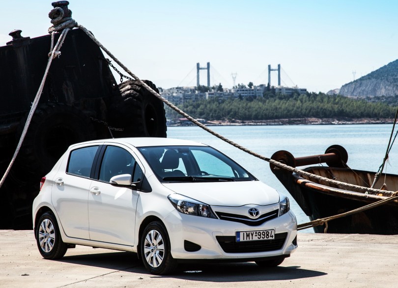 supermini-1.000cc_TOYOTA-YARIS