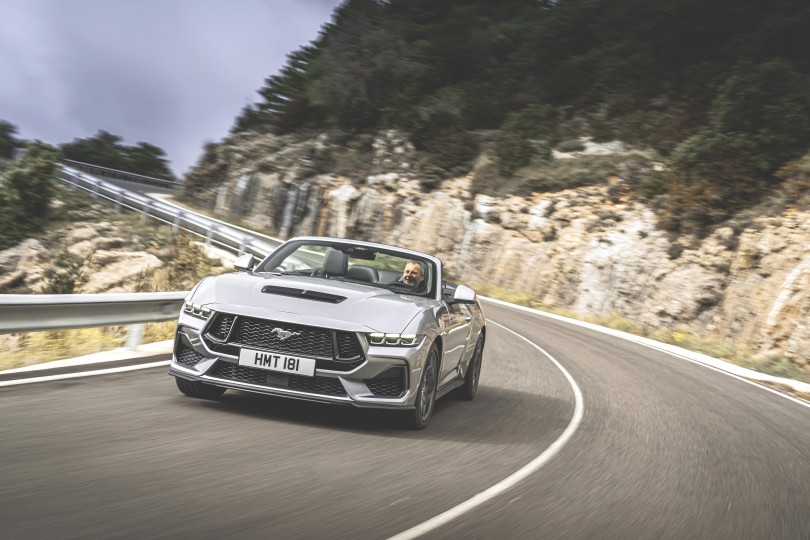 ford-mustang-gt-convertible