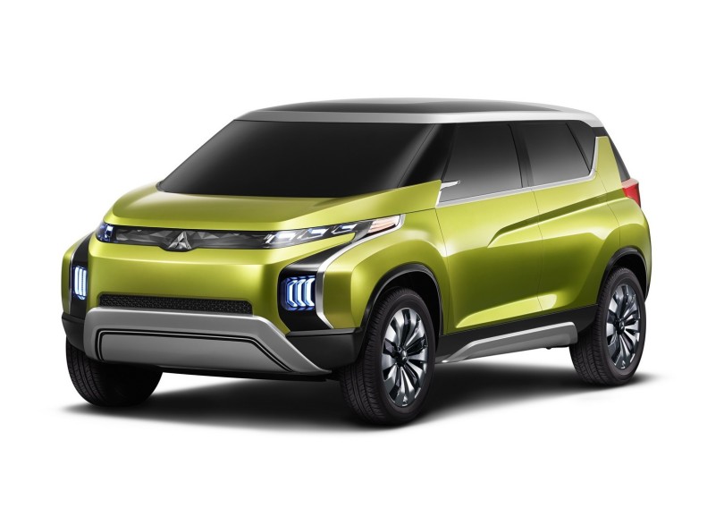 Mitsubishi_Tokio_2013_Line-up