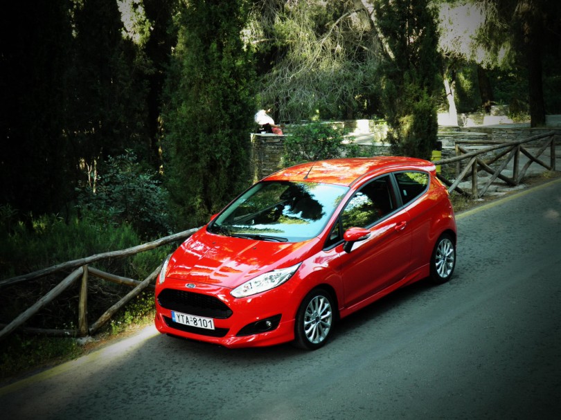 Supermini-1.000cc-FORD-FIESTA-125PS