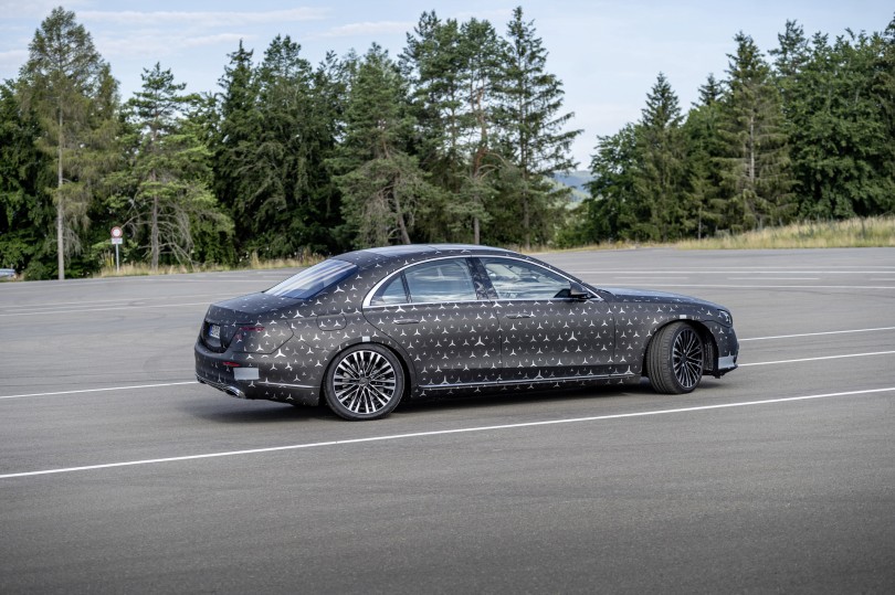 Mercedes-S63e-AMG-2