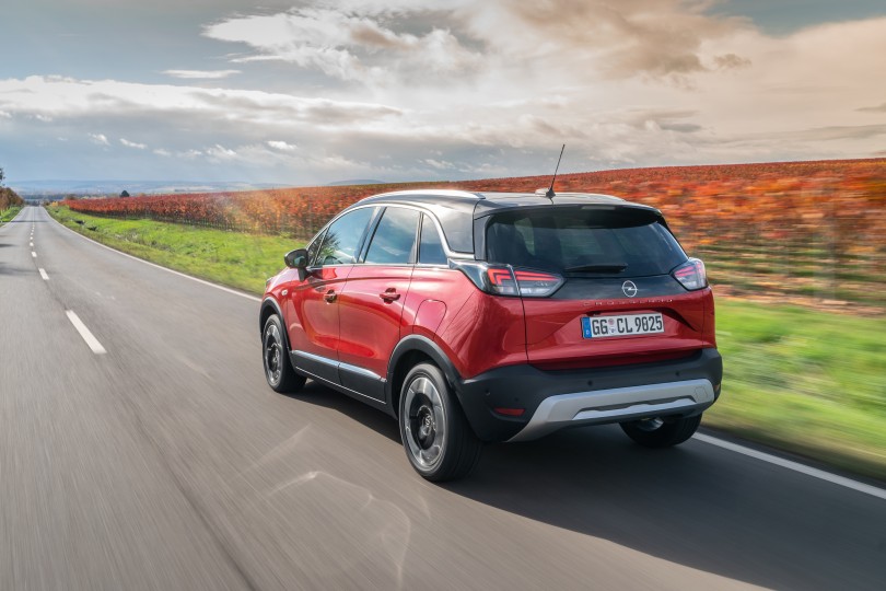 3-opel-crossland-crossover-suv-adv