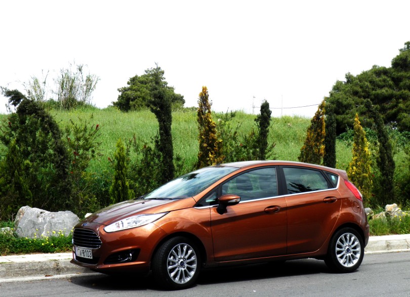 Supermini-1.000cc-FORD-FIESTA-80PS