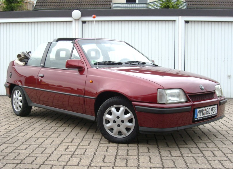 OPEL-KADETT-E-CABRIO-1987