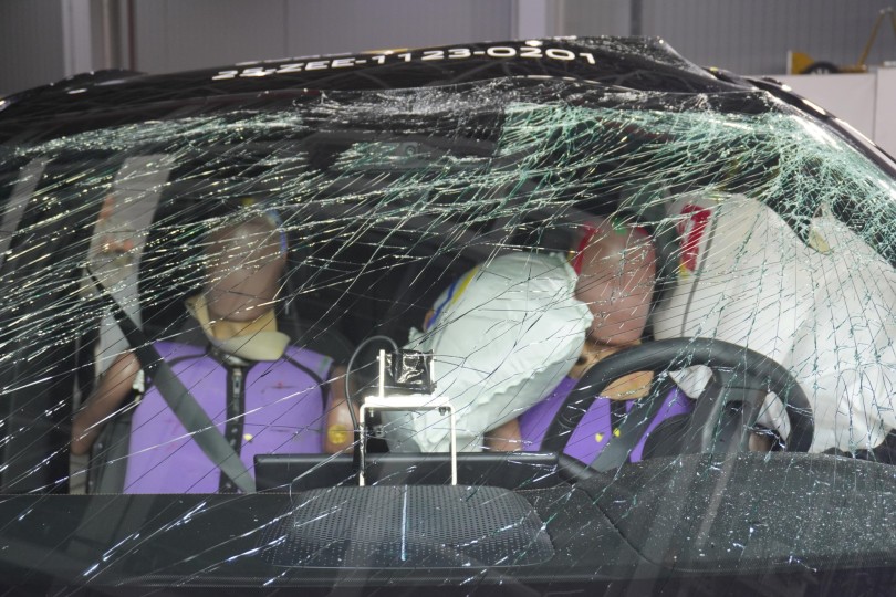 zeekr-7x-crash-test-euroncap