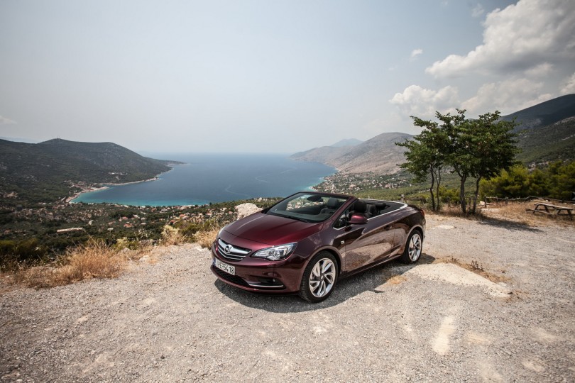 OPEL-CASCADA-TEST