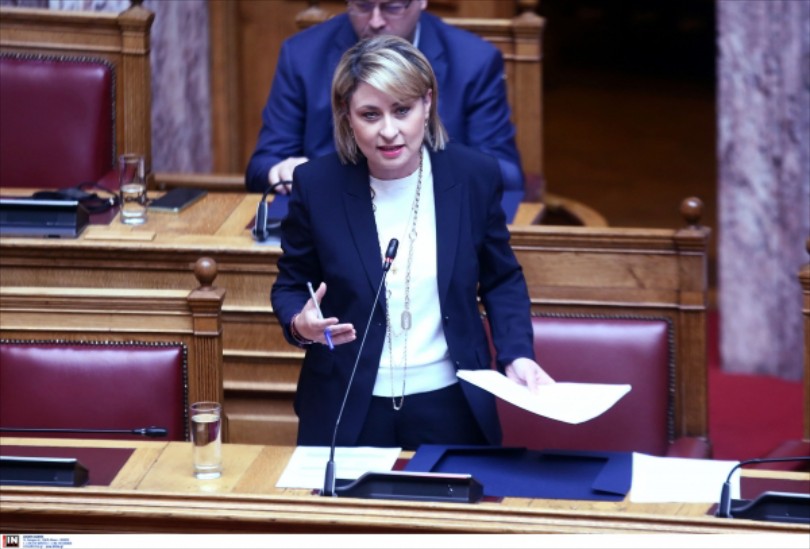 xristina-alexopoulou-vouli