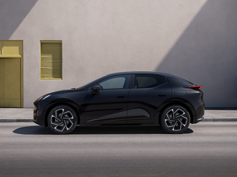 2-lynk&co-02-my27