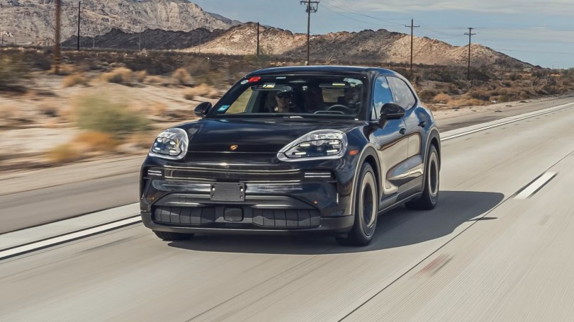 porsche-cayenne-electric-ilektriki-ameriki-kamouflage