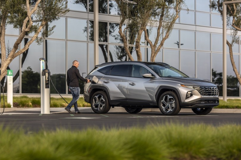 Hyundai-Tucson-PHEV-adv-2