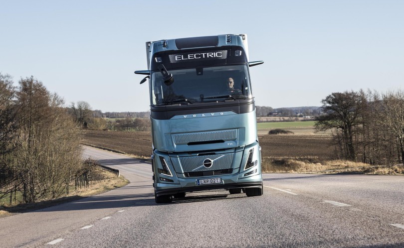 volvo-ntalika-traktoras-ilektriko-electric