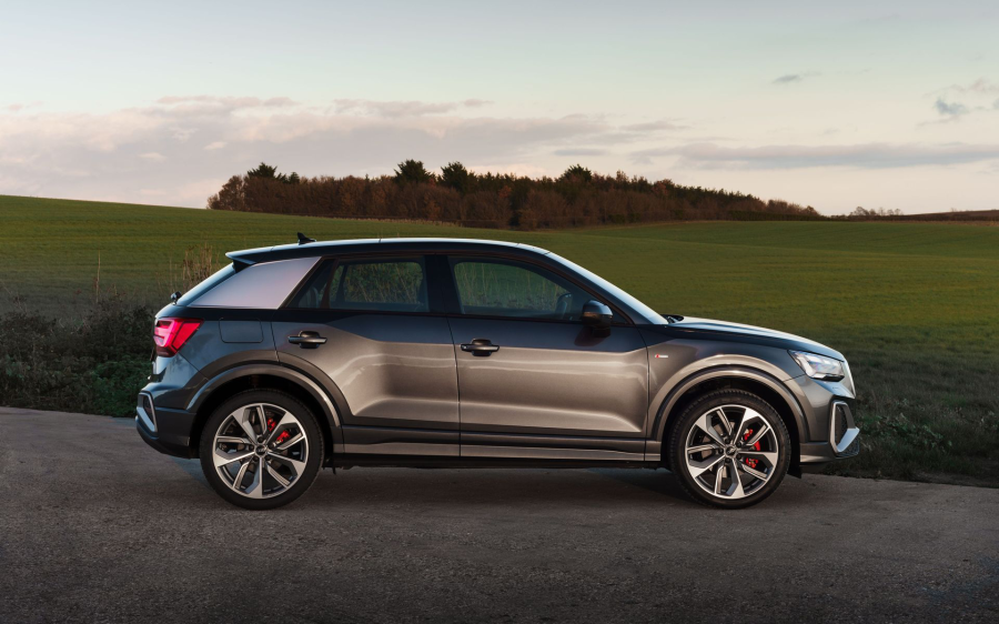AUDI: ΠΟΣΟ ΚΟΣΤΙΖΕΙ ΤΟ ΦΘΗΝΟΤΕΡΟ SUV ΤΗΣ ΣΤΗΝ ΕΛΛΑΔΑ;