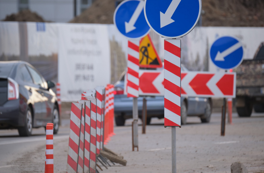 ΕΛΛΑΔΑ: ΣΕ ΠΟΙΑ ΠΟΛΗ ΚΛΕΙΝΟΥΝ 20 ΔΡΟΜΟΙ ΣΥΓΧΡΟΝΩΣ
