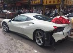 Μια Ferrari 488 GTB τρακάρει άλλη… 488 GTB