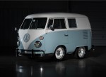 Ένα VW minibus όσο πιο μικρό γίνεται
