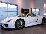 Πόσες μπάλες χωράει η Porsche 918 Spyder;