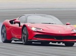 Ferrari SF90 Stradale με 1.000 «υβριδικούς» ίππους (video)