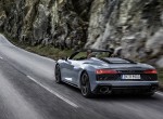 Το πισωκίνητο Audi R8 V10 προκαλεί τις αισθήσεις