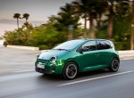 Δοκιμή Renault Twingo E-Tech: Checkmate! 