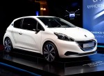 @Paris: Peugeot 208 Hybrid Air 2L Concept