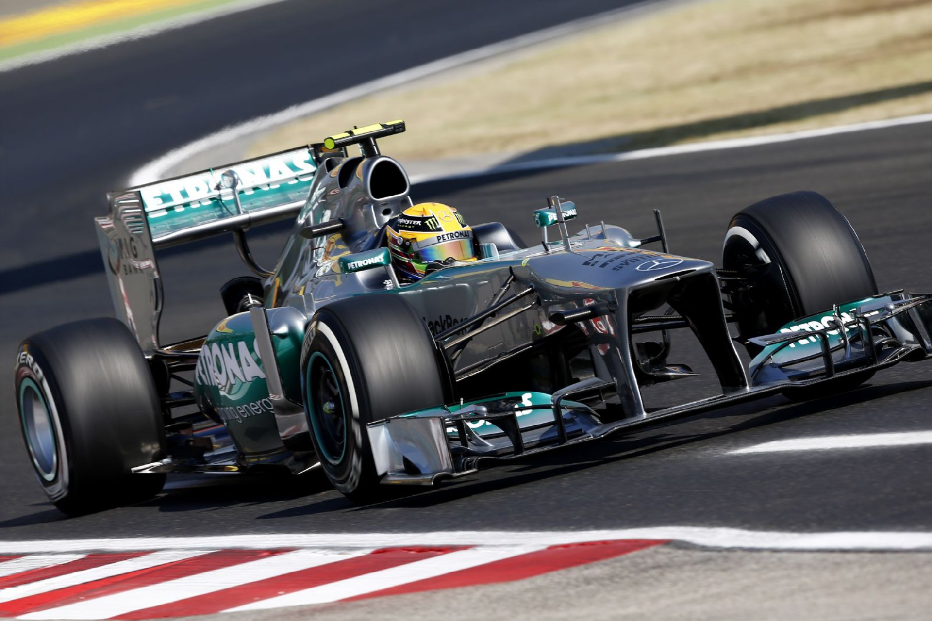 Video : Ένας γύρος στην Monza με V6