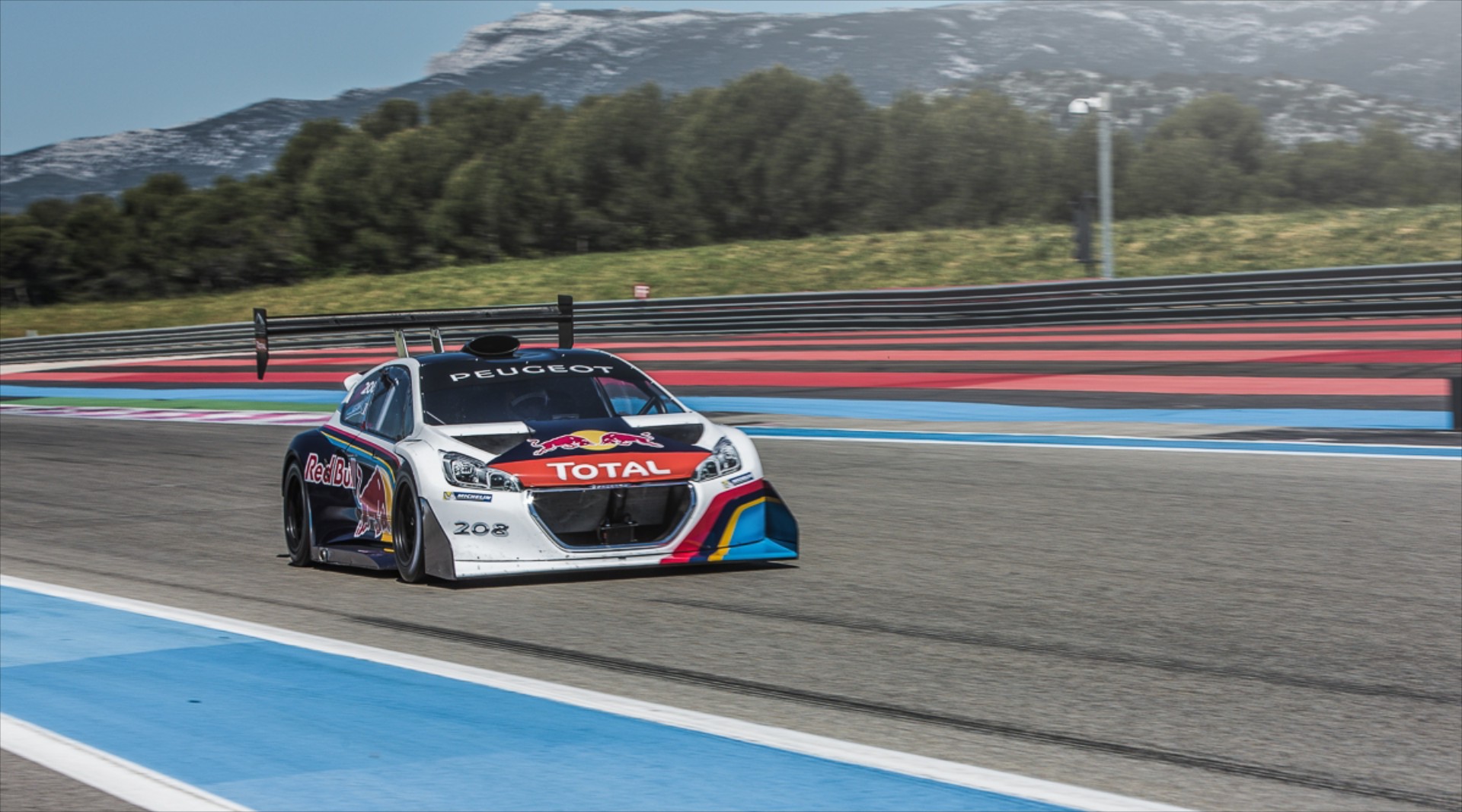Δοκιμές για τον Loeb με το C-Elysee WTCC



