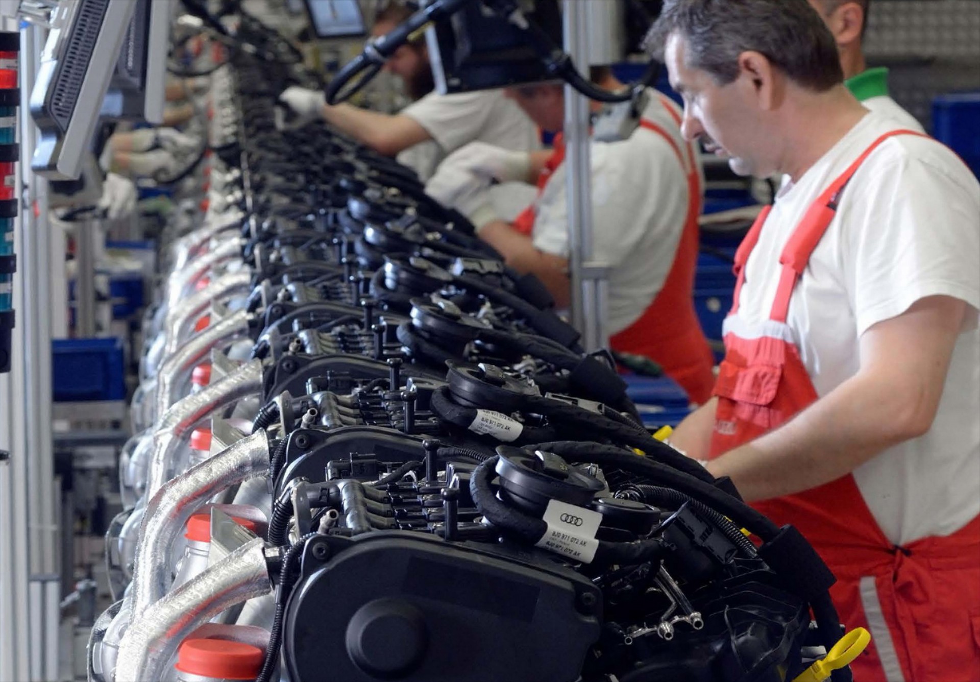 25 εκ. κινητήρες Audi από την Ουγγαρία