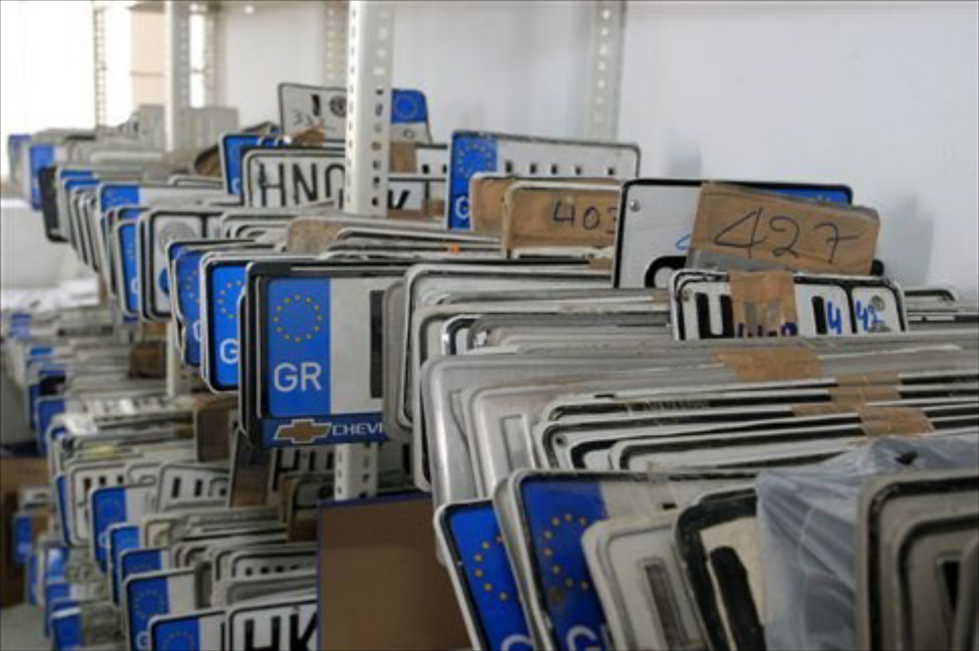 Πάνω από 30.000 οχήματα σε ακινησία σε 1 μήνα