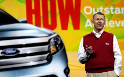 Alan Mulally: Δεν αφήνω τη Ford για τη Microsoft