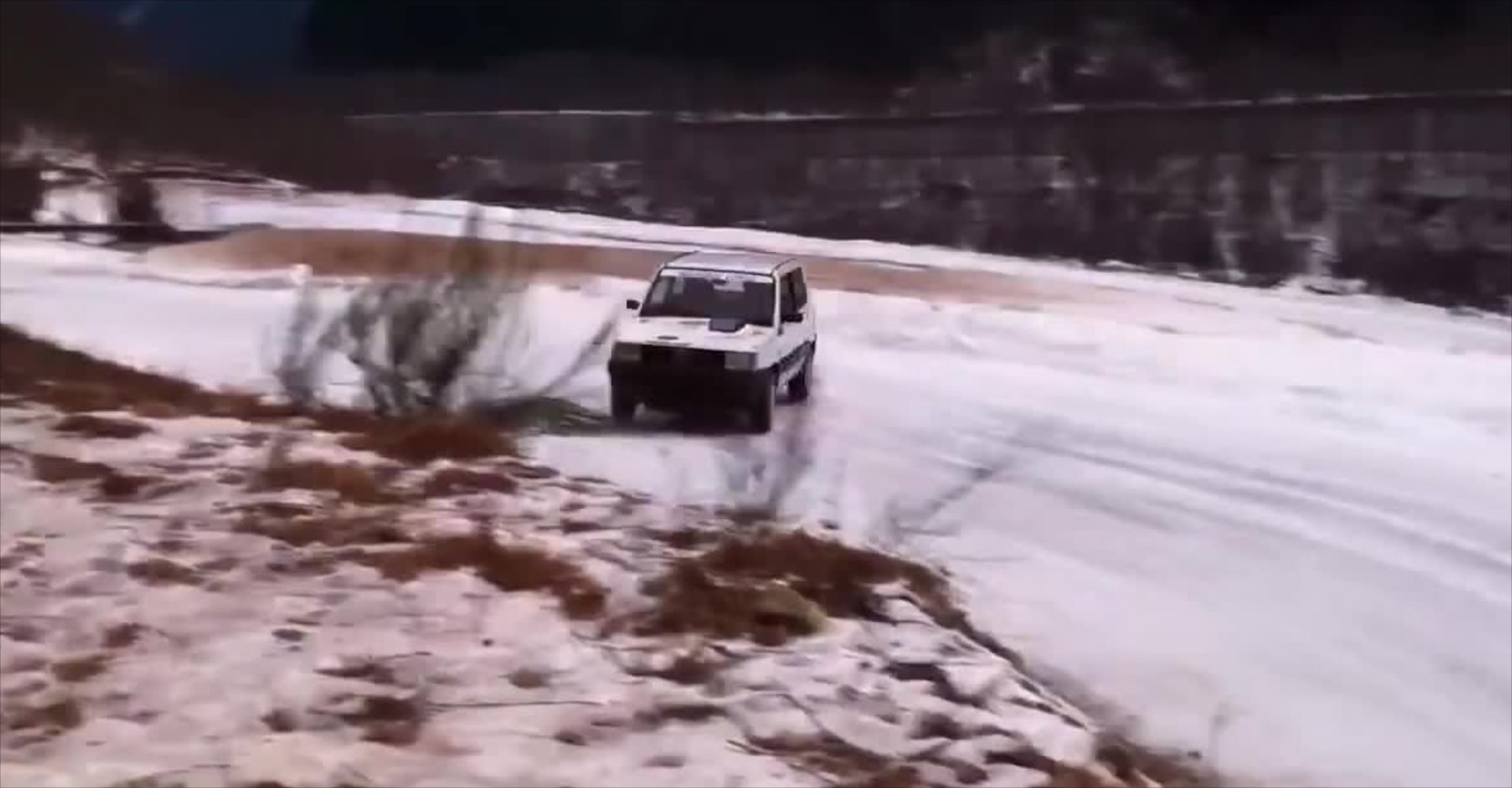VIDEO: Fiat Panda 4x4 με μοτέρ Suzuki 1000 GSXR