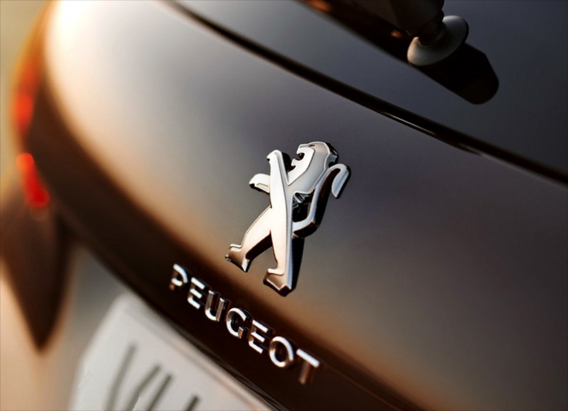 Νέα μοτέρ Peugeot: Οικονομία αλά γαλλικά