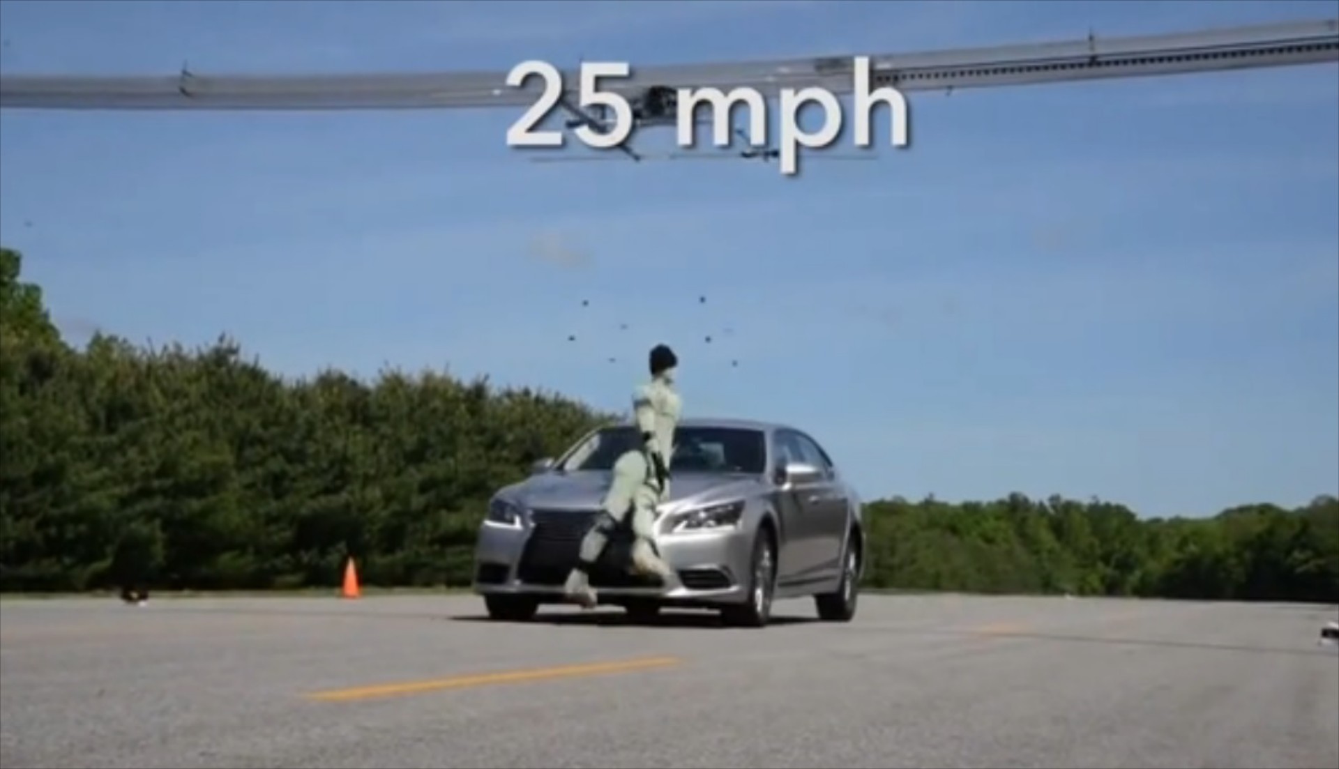 Video: Σφάλμα σε Active Pedestrian Safety system
