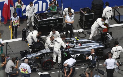 Η McLaren άρχισε επαφές με Alonso και Vettel