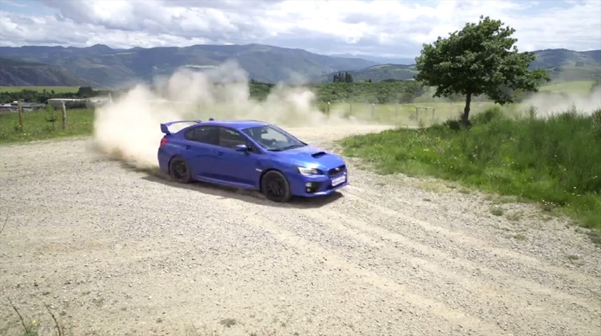 Video: Γρήγορα στο φούρνο με Subaru Impreza STi  